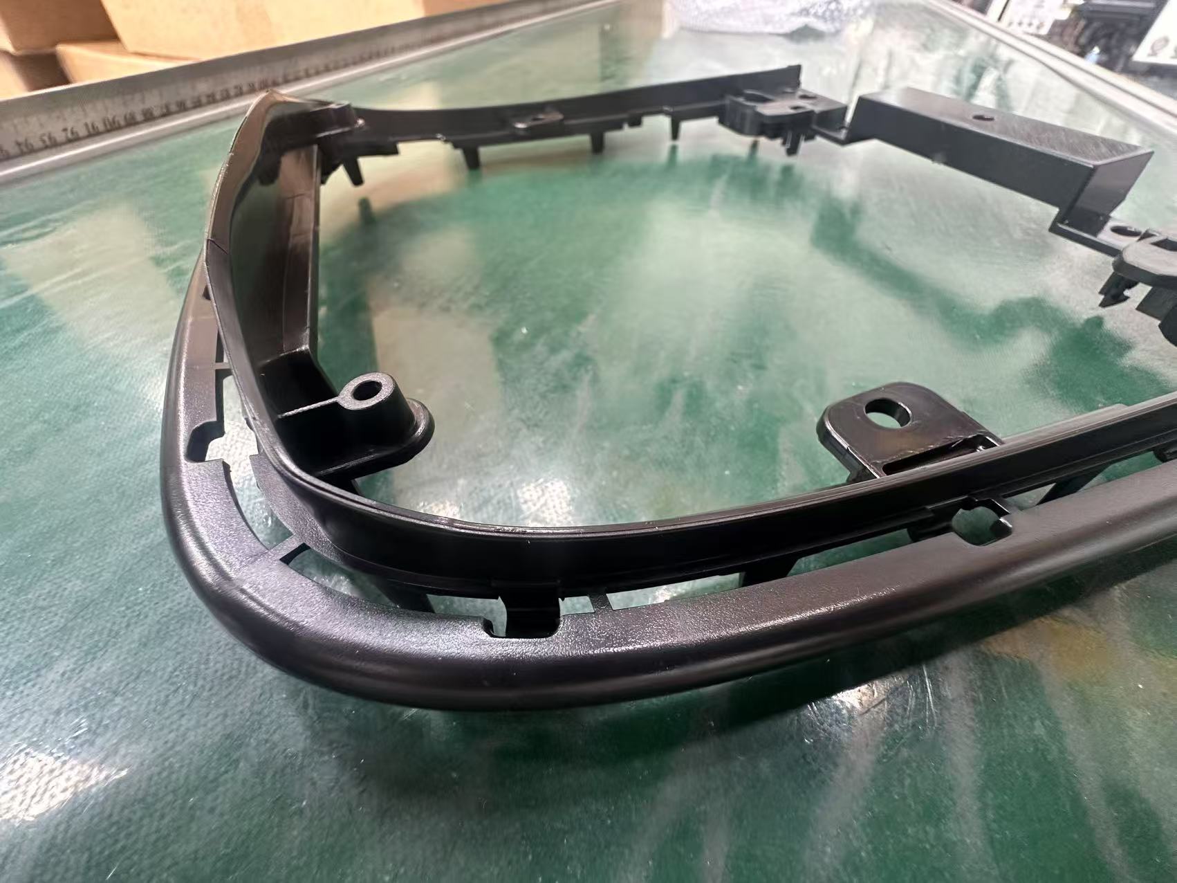 Auto Parts Central Control Door Armrest Injection Mold Black Electroplating Parts Injection Mold Car Abs Injection Mold