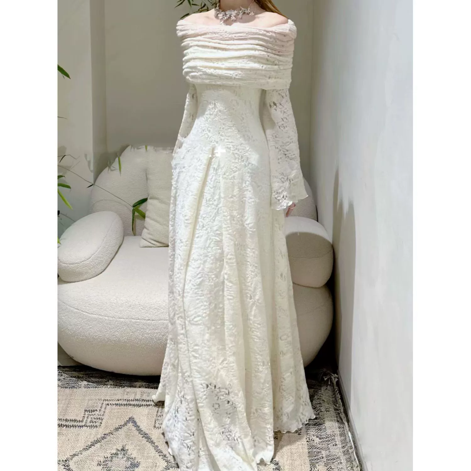 Осенний и зимний ретро расклешенные рукава шаль-шаль с воротником-нишевым дизайном белое платье женский вязаный жаккардовый юбка