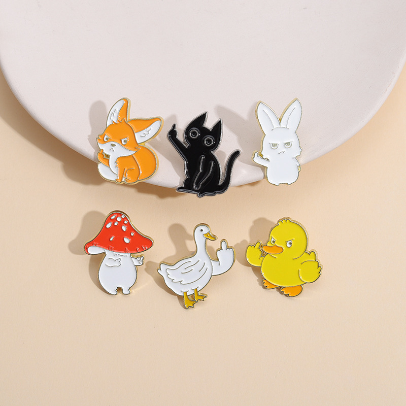 Alloy Material Cartoon Style Pin Animal Alloy Plating Unisex Brooches