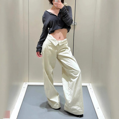 春の新型米杏色の広脚工装ズボンの女性は早春の高腰がゆったりしていて、痩せたカジュアルな垂直感があります。