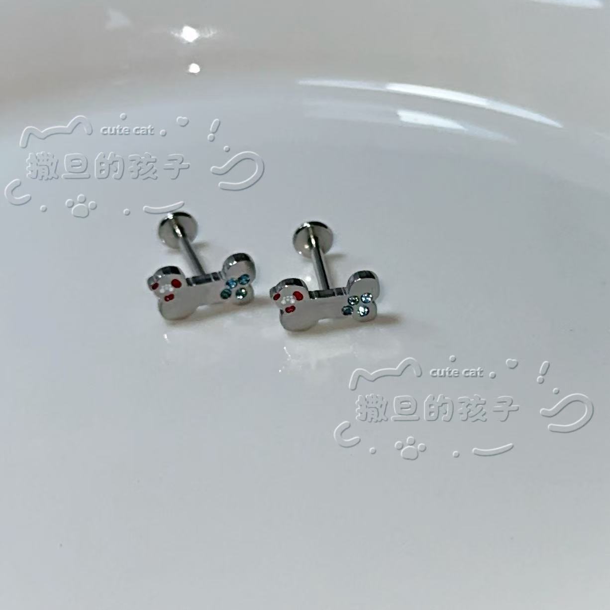 Pointed titanium steel lip stud product view