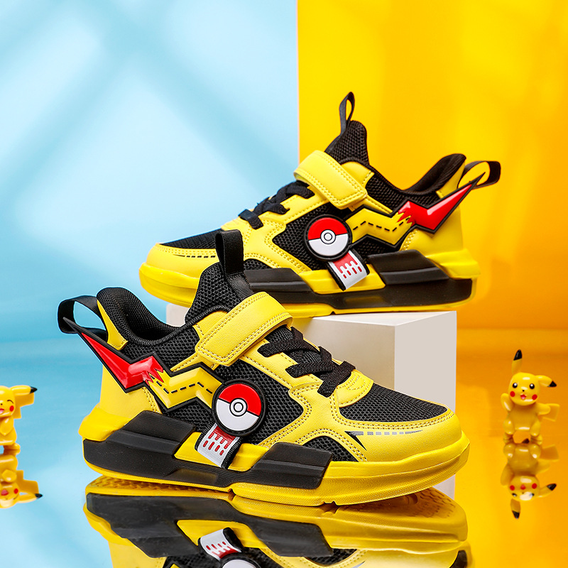 Breathable cartoon children's fashionable running sneakers for boys…