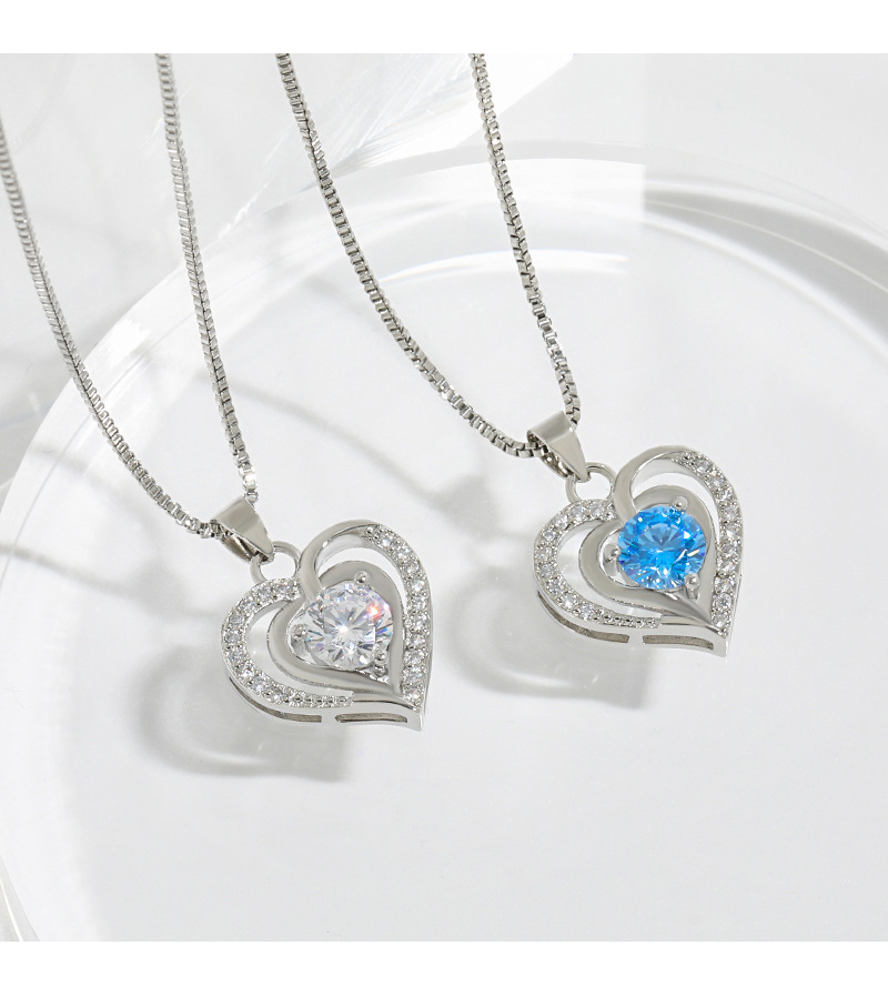 Fashion Heart Shape Copper Hollow Out Rhinestones Pendant Necklace