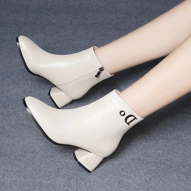 Botas de cano alto chunky para mulher forradas inverno_voghion.com
