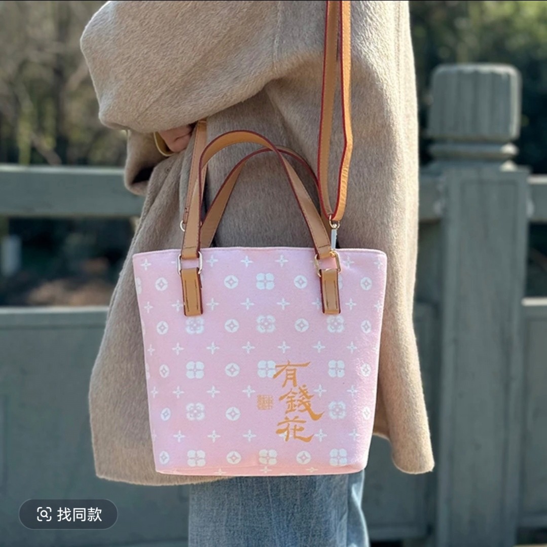 【樱花粉*多功能包】春日限定有Q花粉色甜美女包景区文创包1075C