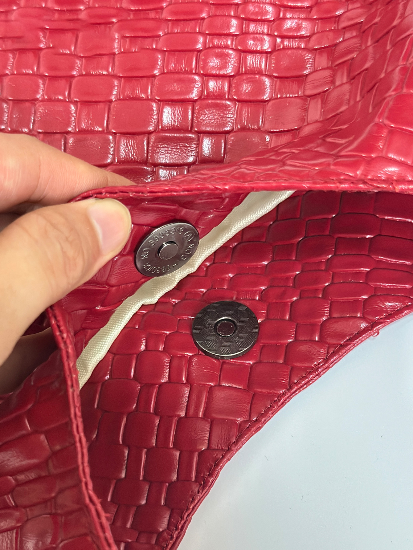Red Woven Pu Leather Shoulder Bag For Women Versatile Evening Bag_voghion.com