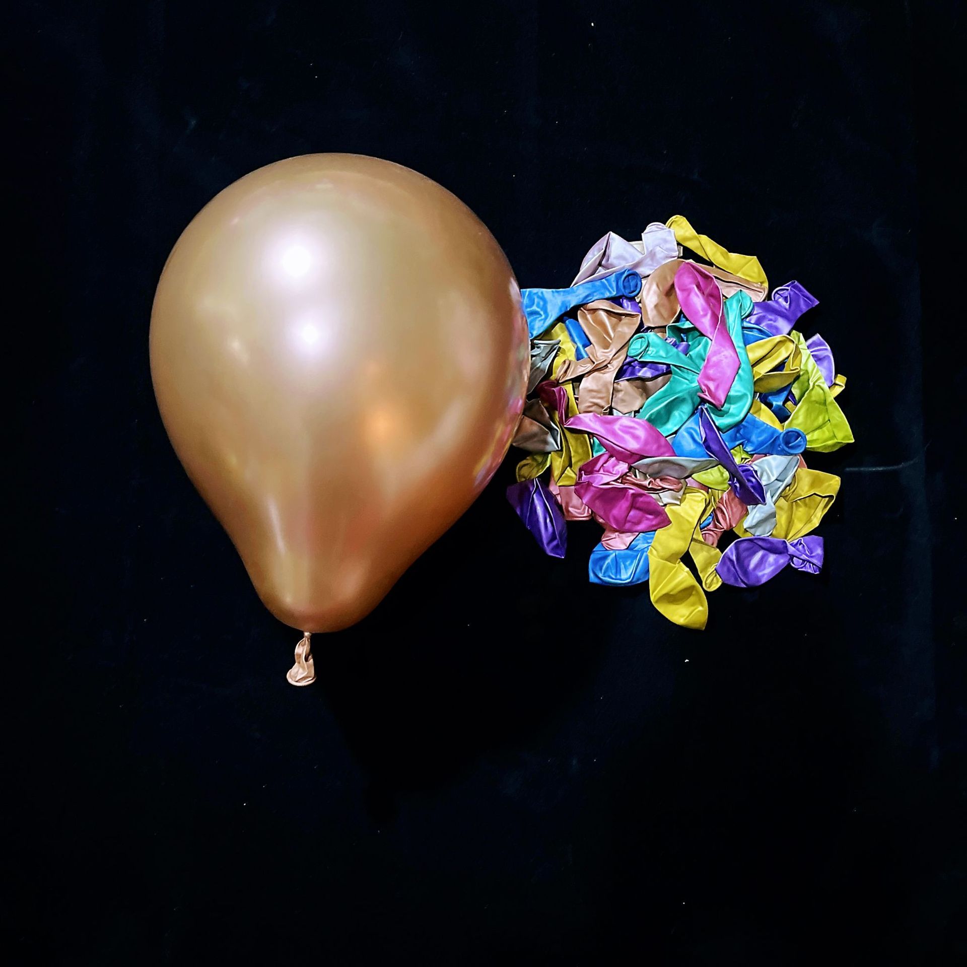 Fábrica al por mayor 1,8G globo metálico engrosado globo de látex de 10 pulgadas globo de arreglo de cumpleaños de boda