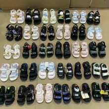 2025夏季新款平底凉鞋休闲软底露趾沙滩男女童鞋库存外贸凉鞋批发
