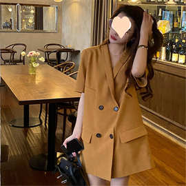 炸街高级感西装连衣裙女夏季新款法式小众设计感色双排扣裙子潮