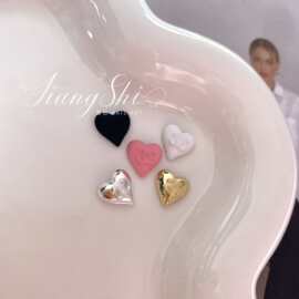 网红新款日韩风合金喷漆超仙法式爱心大牌美甲配饰甜美轻奢装饰品