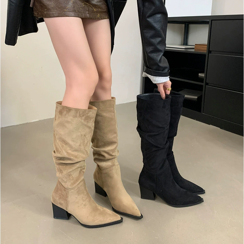 Сапоги с заостренными пряжками сложенные сапоги 2024 осенние и зимние пэнк стиль рыцарь сапоги