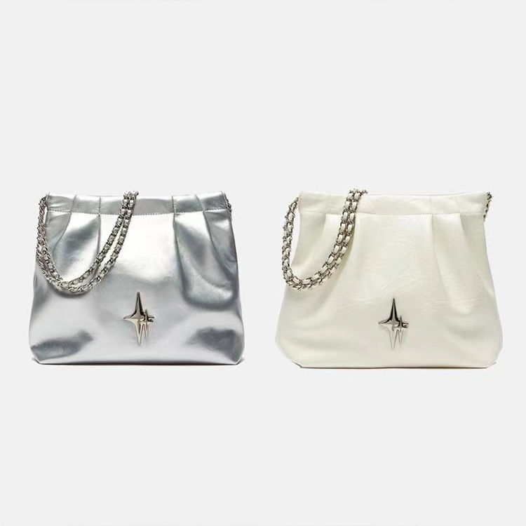 Borsa a tracolla grande capacità piegata argento Sanfu Wandering da donna 2023 Sweet and Spicy Street Light Y2K_voghion.com