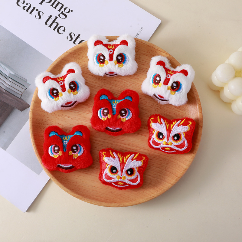 New Year Lion Brooch Autumn and Winter Plush Cartoon Rabbit Doll Hat Badge Bag Clothing Accessories