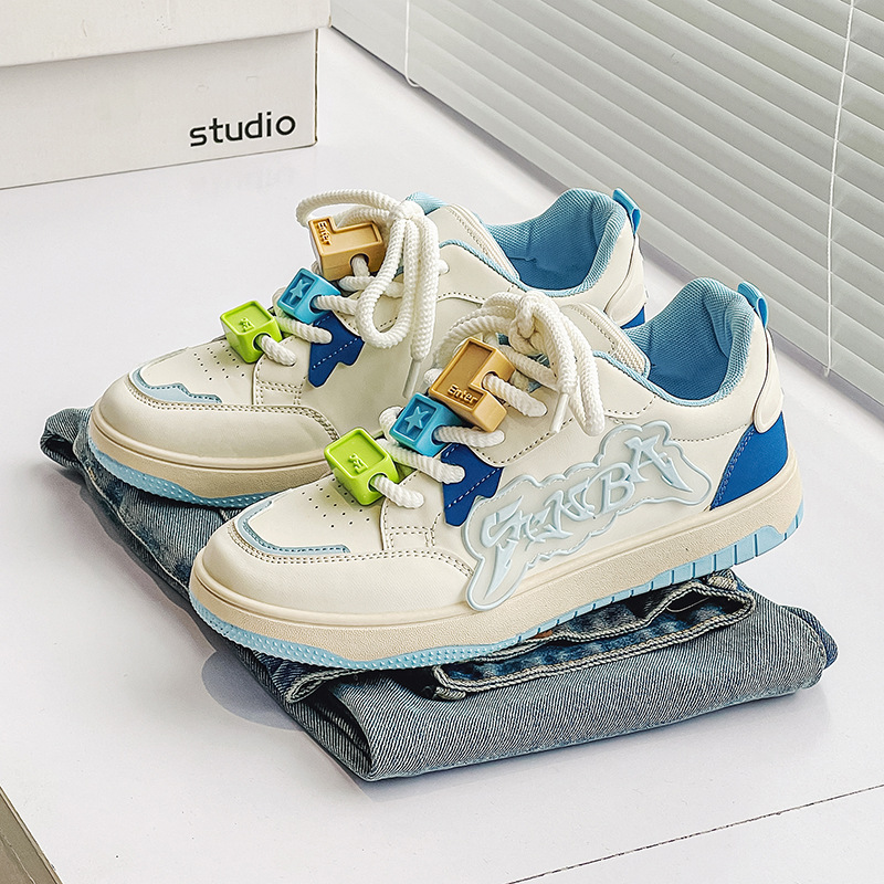 2024 nuevos zapatos de hombre primavera y otoño tendencia universal zapatos de skate casuales nicho coreano zapatos de moda de escuela secundaria