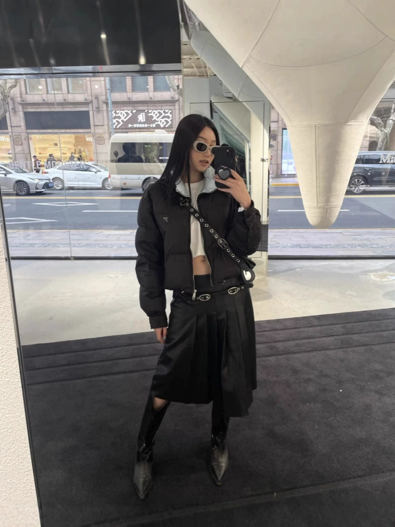 Высокая версия PRA семейная короткая женская сноутюбенная куртка Re-NYLON женская короткая зимняя куртка с пухом
