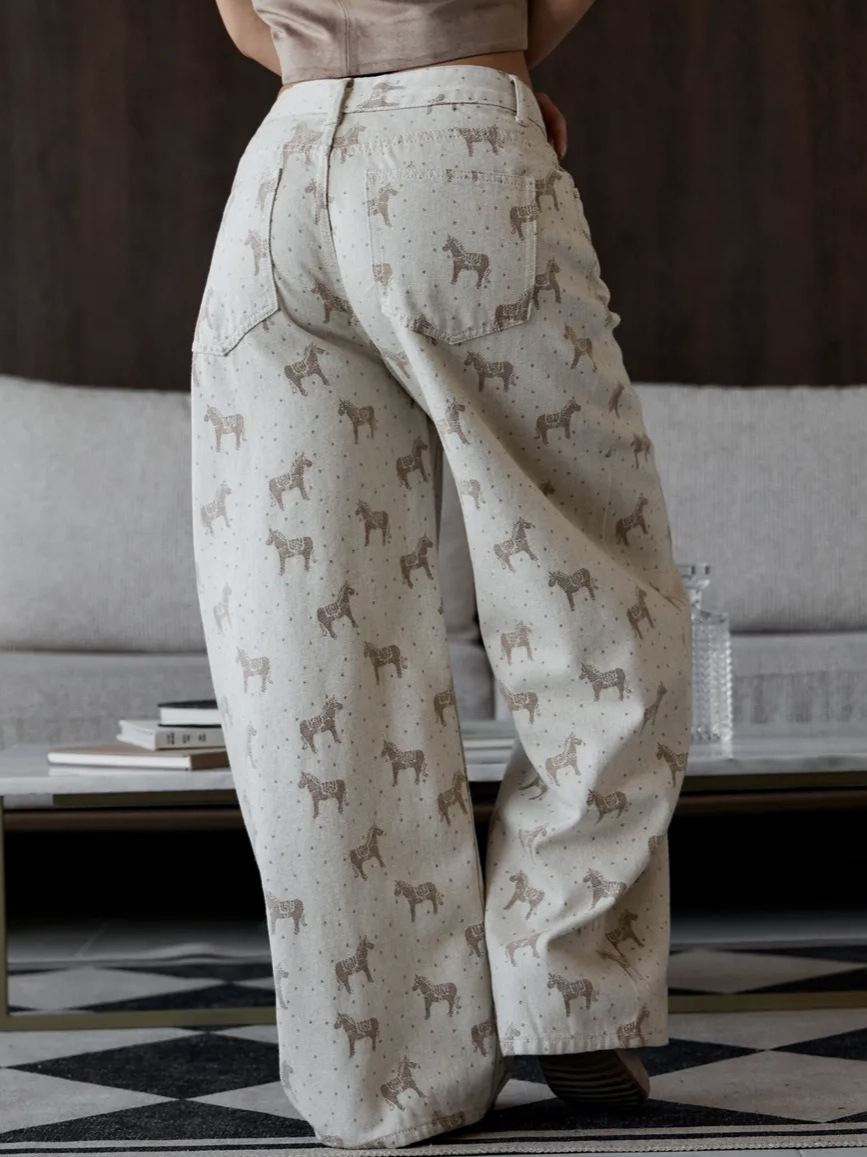 2026 New Style Ultra-Soft Washed Jacquard Denim Jeans for Women, Versatile Mid-Waist Straight-Leg Pants