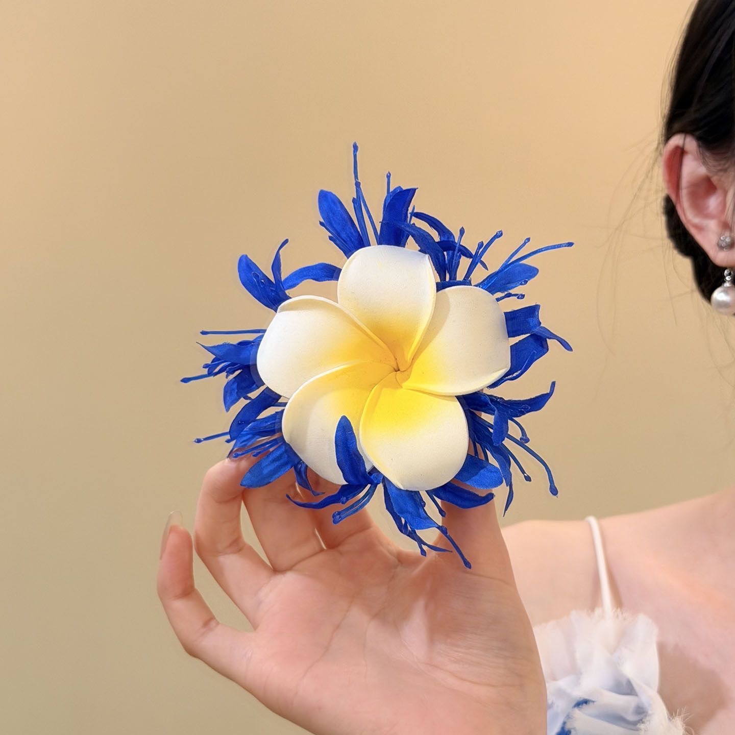28# klein blue plumeria hair clip