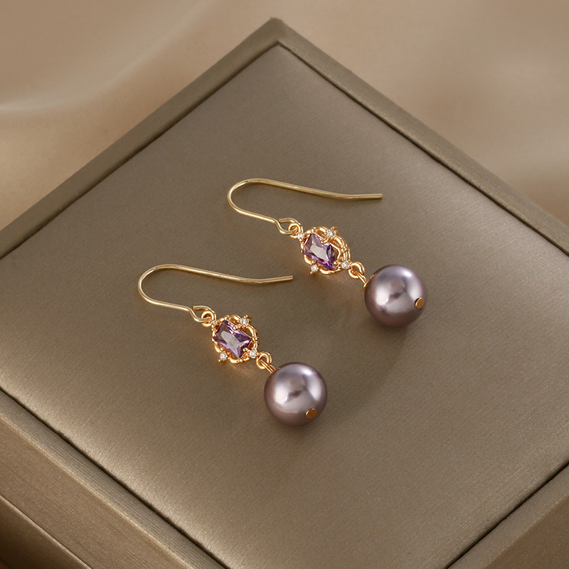 Dreamy Purple Pearl Earrings for Women - Fashionable, Elegant, Light Luxury, High-End, Autumn/Winter Simple and Unique CZ Stud Earrings