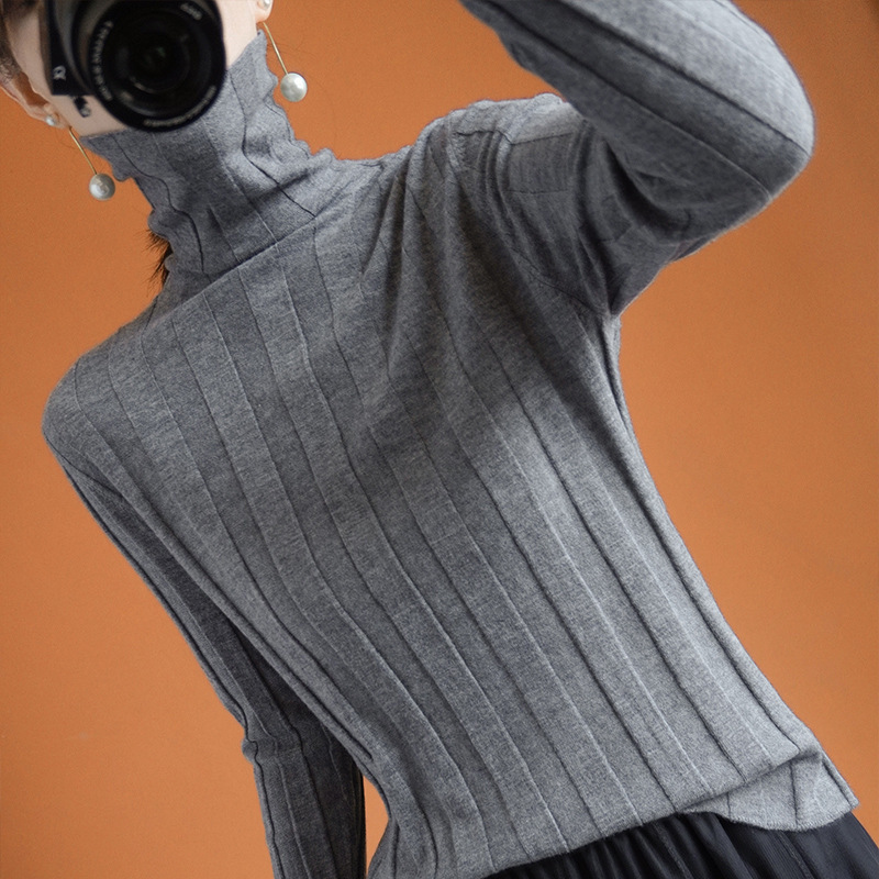 Wool Knitwear Autum Turtleneck Knitwear 2024 New Thin Top with Pile Collar Bottoming Shirt for Women Autum and Winter