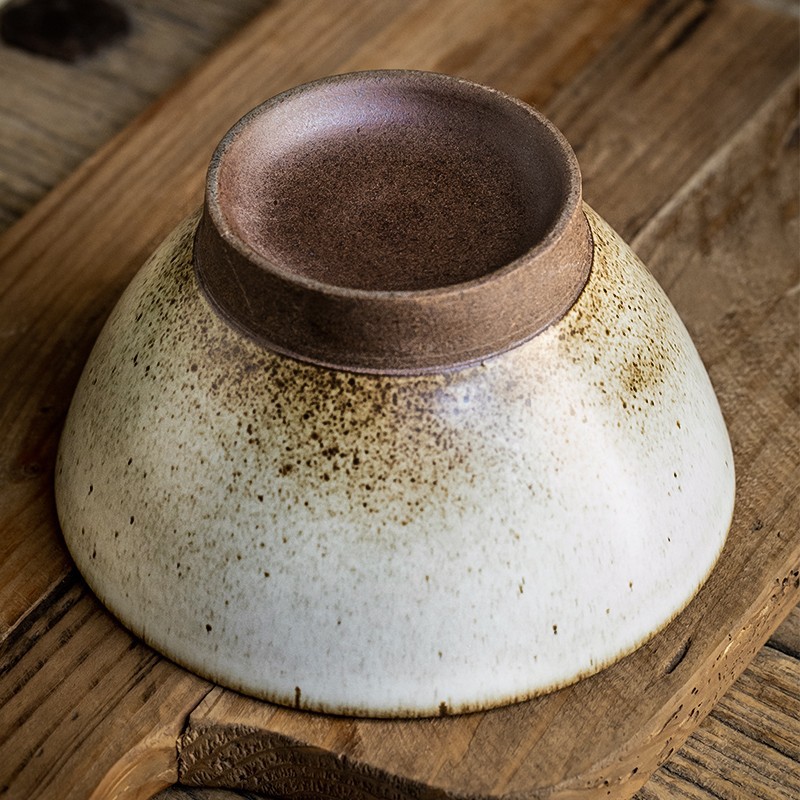 Tazón de fideos hechos a mano de estilo japonés Vintage de 6.5 pulgadas de cerámica gruesa Tazón de pie alto Tazón de cerámica Ramen Tazón exportación transfronteriza