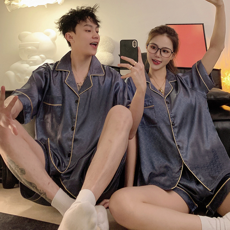 Pajamas de pareja de seda de alto nivel de verano de mujeres de manga corta grande set de seda delgada de verano ropa para el hogar de hombres