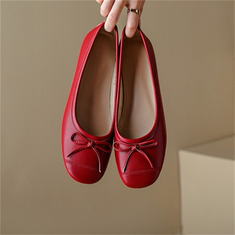 Bow-Tie Soft Leather Red Shoes, New Versatile Square-Toe Soft-Soled Red Flat Women's Shoes, Shallow Low-Heeled Single Shoes