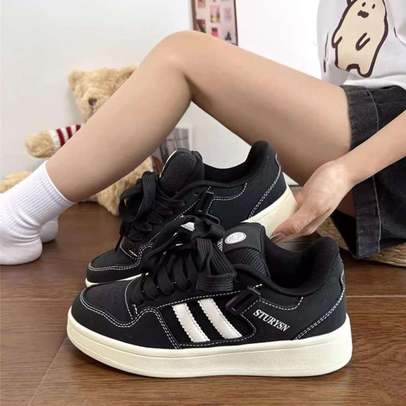Zapatos de skate femeninos negros de dos barras con suela gruesa ocio 2026 nuevos estudiantes de primavera y otoño con suela suave zapatos de la universidad de cabeza redonda