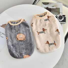 秋冬新款可牵引狗狗衣服两脚法兰绒印花背心柯基柴犬中大型狗衣服