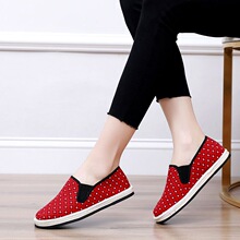 ͸�ⲼŮ�ֹ�ǧ�ӵװٴ�ŮЬ�t���c��о�q�ɾo�����m���׋���Ь