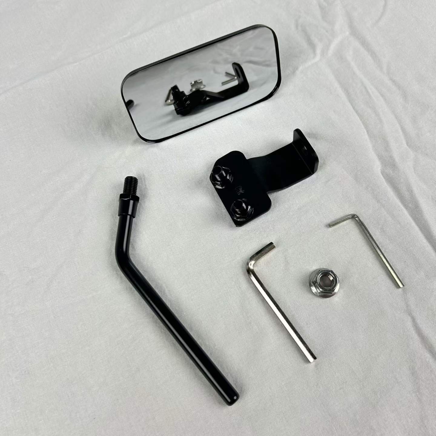 Suitable for 2018+ Suzuki Jimny JB64 JB74 exterior modification wide-angle auxiliary rearview mirror blind spot mirror