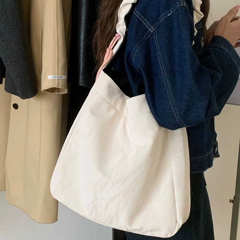 Genuine small design travel bag, capacious shoulder bag, high-end