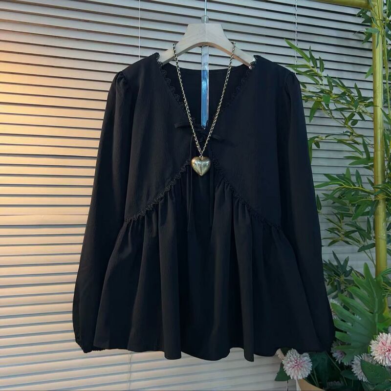 Plus-Size Irregular V-Neck Long-Sleeve T-Shirt for Women, Stylish Design, New Spring and Autumn Style, Loose Fit, Slimming, Covers the Body, Trendy Top