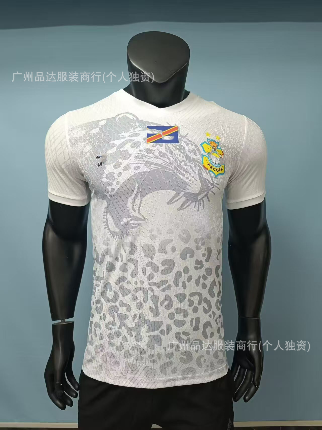 Camiseta de Uniforme de Fútbol Temporada 2526, Versión Jugador del Real Madrid, Edición Especial Selección Nacional, Versión Aficionado, La Liga