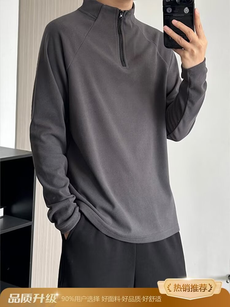 짙은 회색