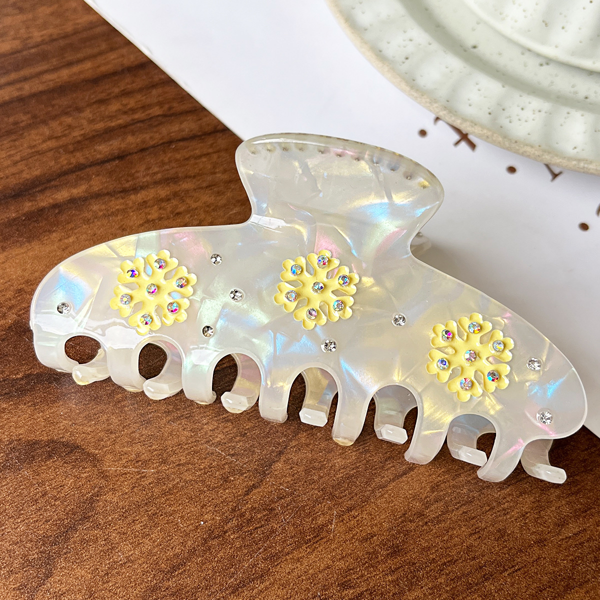 Acetato nicho diamante rosa amor agarrar clips retrógrado francés dulce niña europea y americana cabello de tiburón clips mujer