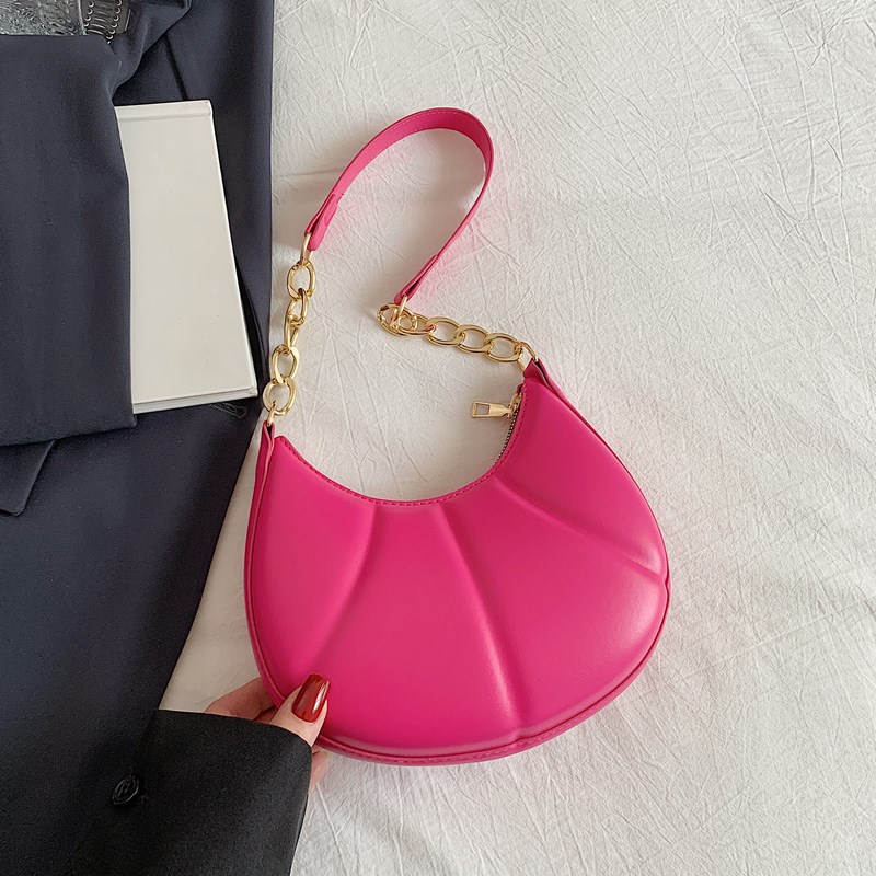 Bolsos tendencia femenina nuevo estilo 2025 primavera y verano todo-fósforo diseño de nicho textura popular de este año bolso pequeño de mensajero de axila