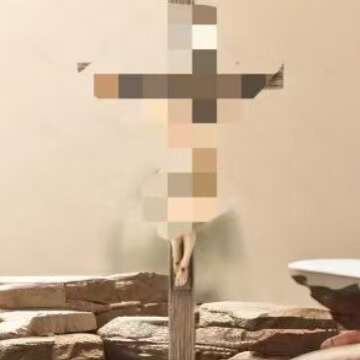 New resin craft ornament for cross-border independent stores, resin cross sculpture for home interior decoration New resin craft ornament for cross-border independent stores, resin cross sculpture for home interior decoration