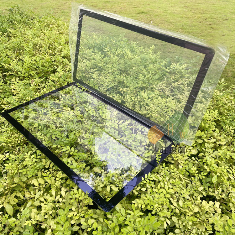 32寸单面4层淡蓝色AR钢化玻璃 AR玻璃  2mm厚AR玻璃面板工厂