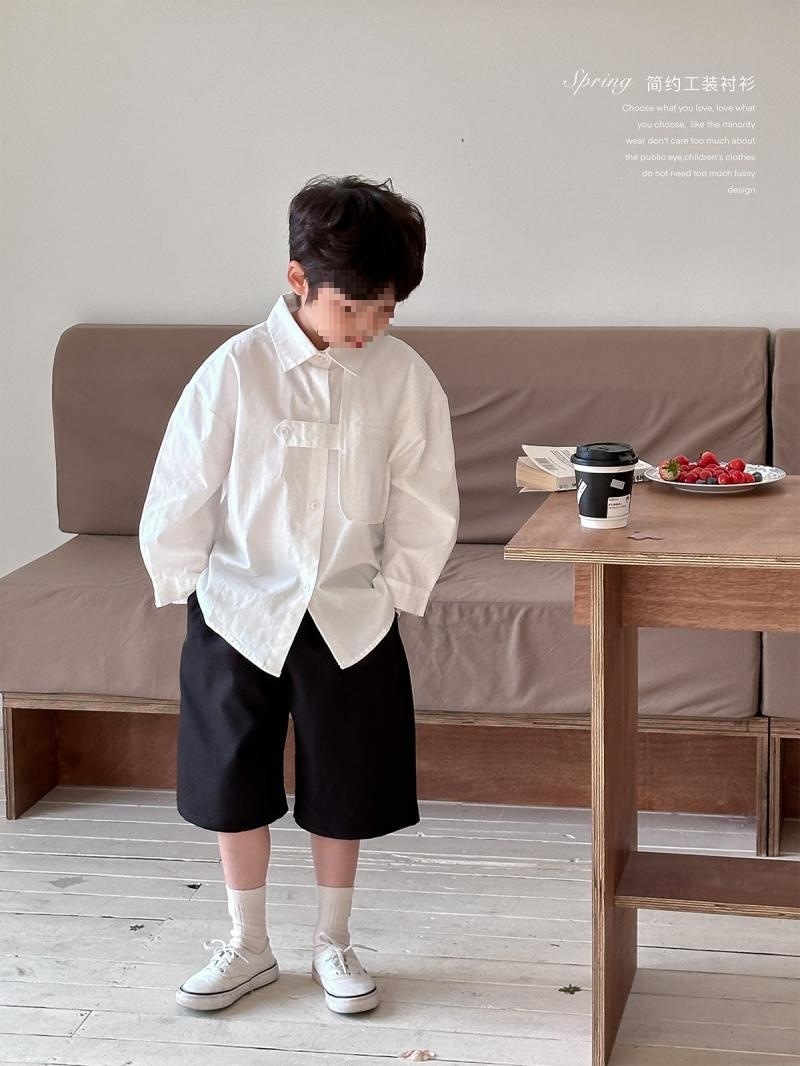 Boys' white long-sleeved shirt, spring and autumn 2026 new style, stylish and fashionable children's casual top.