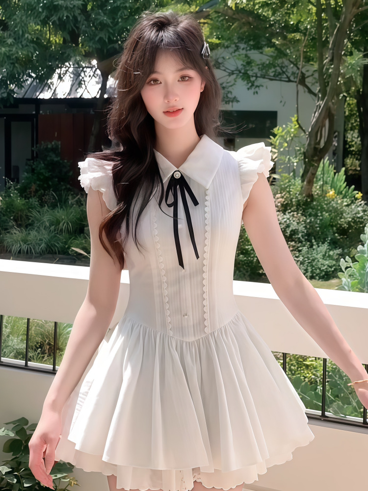 2026感蝴蝶结系带小众不撞款连衣裙女温柔风蕾丝拼接显瘦短裙女装
