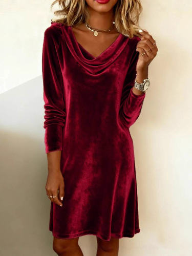 New women's fashion coat from 25 Autumn/Winter, single-color, lapel, long-sleeved, sexy velvet dress