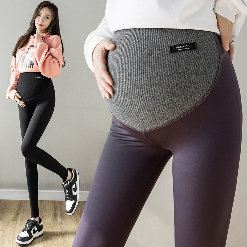 Real Shot of 2025 New Maternity Leggings for Spring and Autumn, Versatile Sharkskin Pants for Yoga, Slimming Barbie Leg Pants