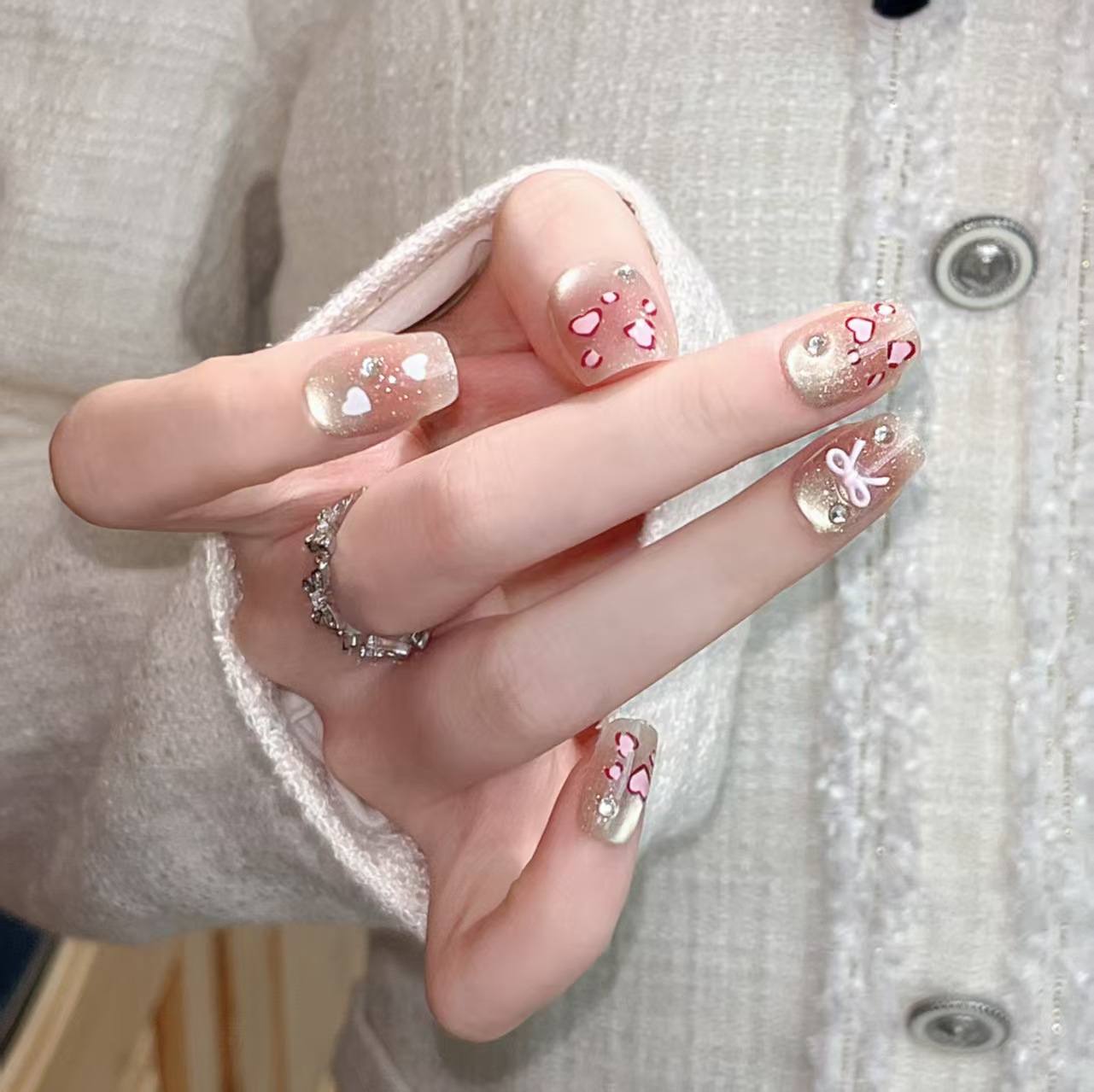 10 nuevos productos de primavera y verano, ojos de gato hechos a mano, crema de amor, lazo, armadura, parche de uñas blancas, producto terminado al por mayor