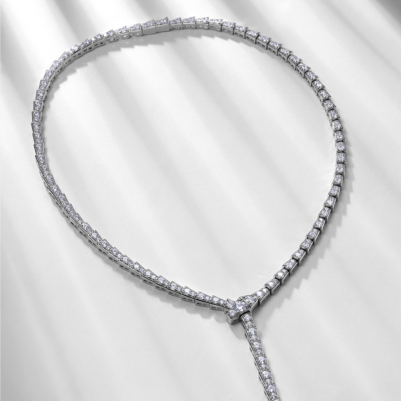 Extensión en caliente transfronteriza, cadena de clavícula de serpiente de diamante completo S925, sensación de plata de alta gama, lujo ligero, cadena de hueso de serpiente europea y americana personalizada