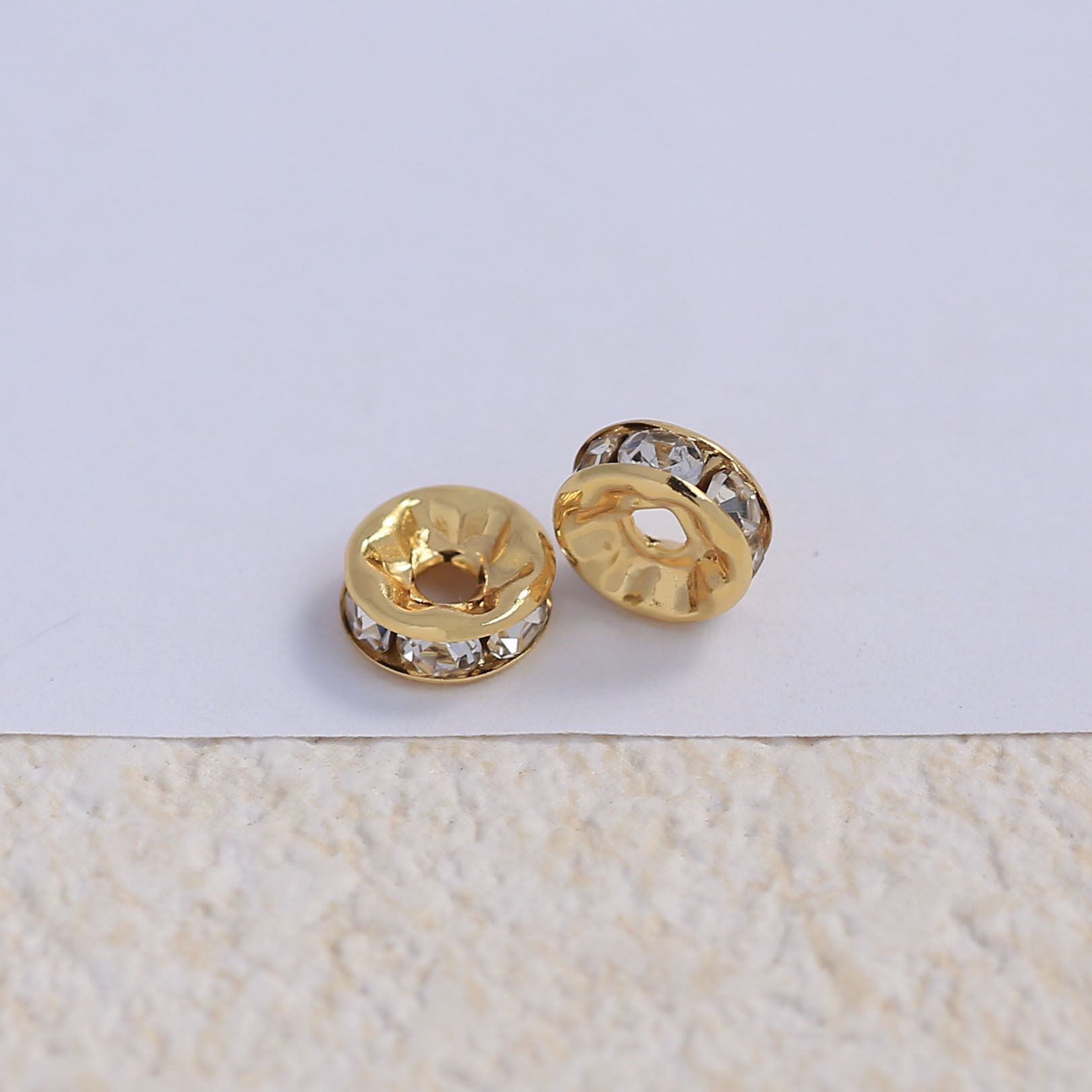Conservar el color 18k bolsa de oro incrustada en anillos de perforación de zircon, cuentas de separación de cuentas de agujeros grandes, cuentas de separación de cuentas de DIY Crystal hand chain, accesorios de joyería de separación de cuentas
