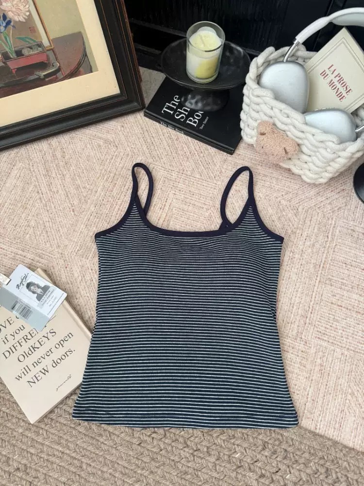 Chica caliente retro chaleco a rayas hongo mujeres primavera y verano nuevo delgado con cojín de pecho top