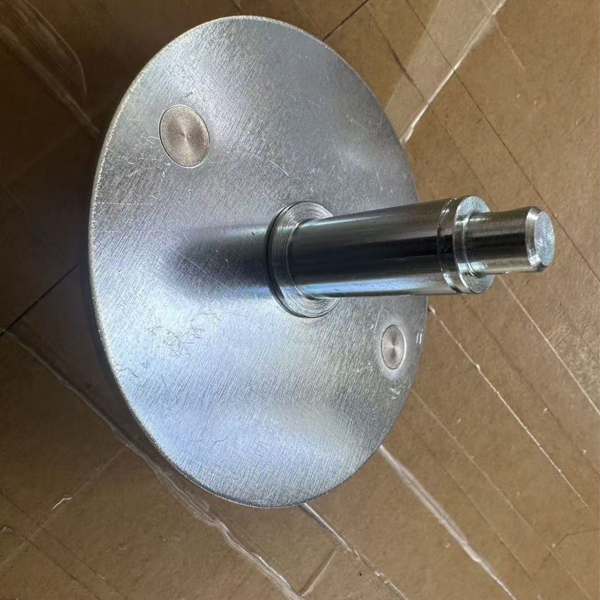 �߾�������������ѹíԲ�� ��ҵ����ĥѹí�� ũ����������ֻ�