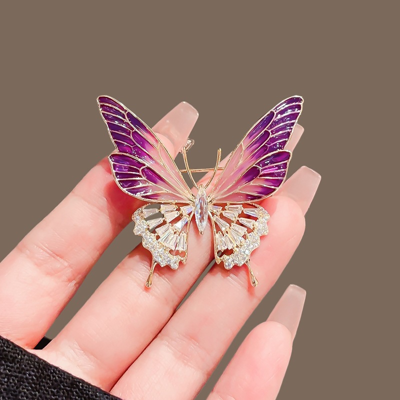 New Fashionable Enamel Butterfly Brooch with Unique Design, Insect Brooch Accessory, Personalized High-End Clothing Pin