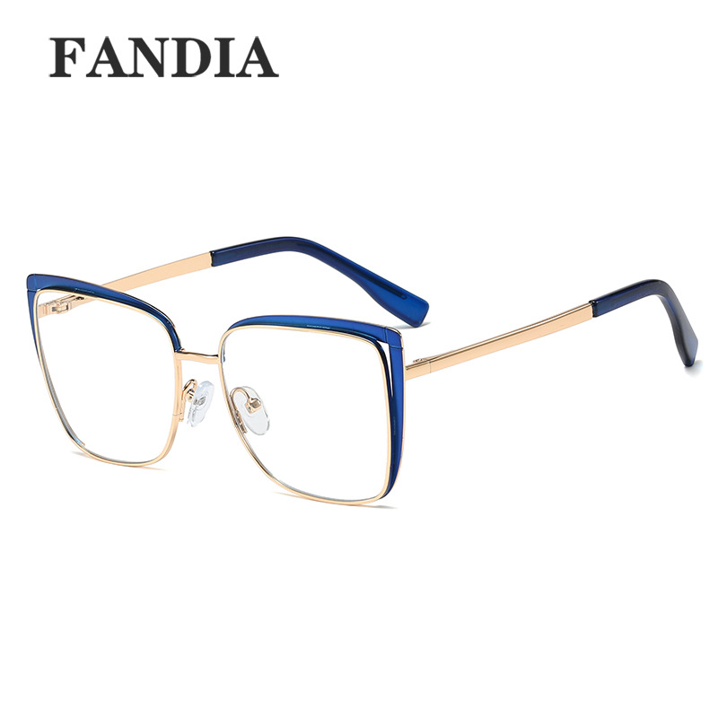 95606 nuevo metal anti-azul gafas de luz estilo europeo y americano gafas lisas transfronterizo marco artístico gafas para las mujeres en stock