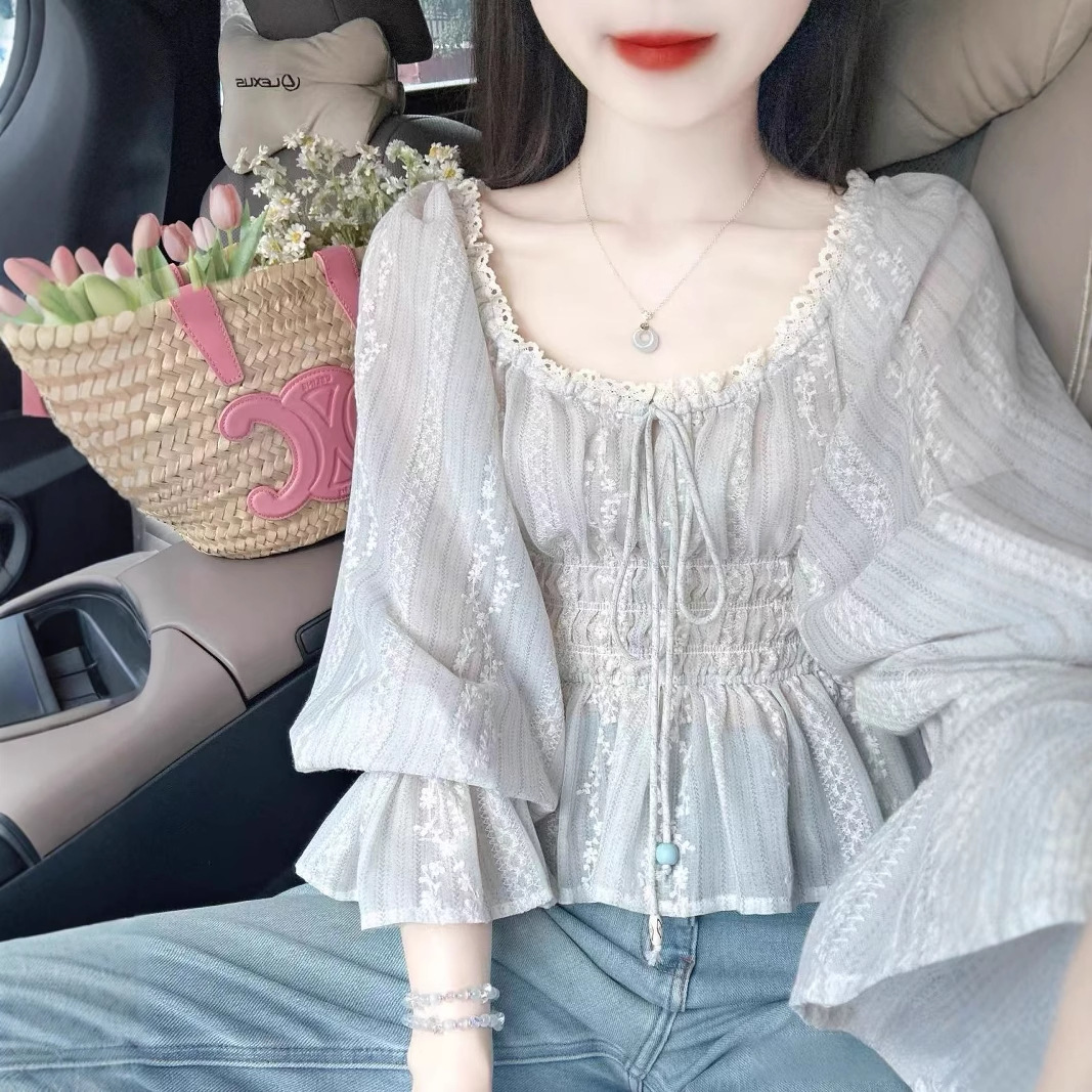赫本风法式小众超好看独特漂亮上衣气质高级感灰色方领衬衫女春秋